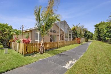 Move-in ready 3-bedroom, 2-bath home in the highly desirable - photo 21
