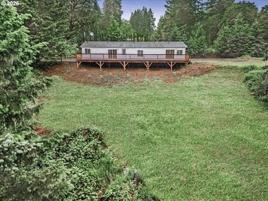 Beautifully renovated home situated on 3 private acres in a - photo 22