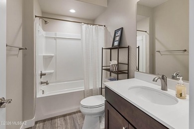 An Ideally located, Highly Upgraded, and Expanded 2594 Sq. Ft - photo 23