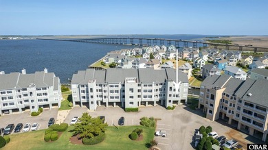 This lovely 3 bedroom, 2 bath, END UNIT, with ELEVATOR, FIRST - photo 29