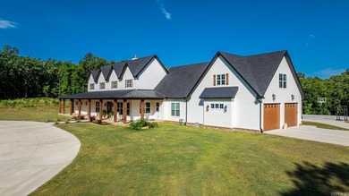 Where Privacy Meets Grandeur- A Rare 40 Acre French County - photo 3