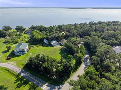 Under contract-accepting backup offers. WELCOME TO YOUR PRIVATE - photo 7