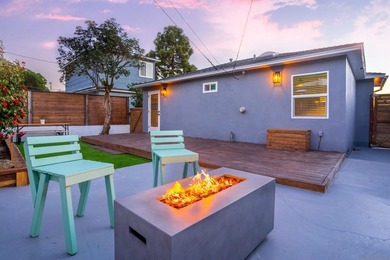 Perched on a quiet hillside in the highly sought-after Loma - photo 3