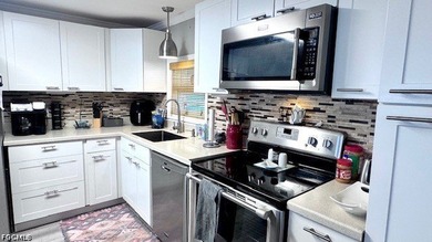 Welcome to Old Bridge Village, a friendly 55+ waterfront - photo 2