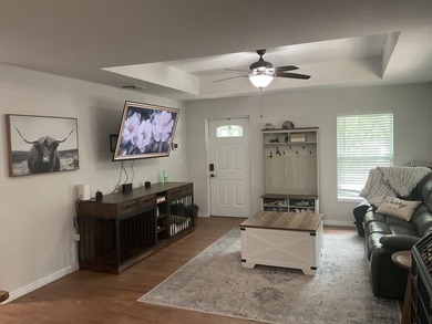 Well-maintained CBS home located in an established Okeechobee - photo 9
