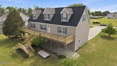 Spacious 4 bedroom waterfront home located on Bay Lake that - photo 11