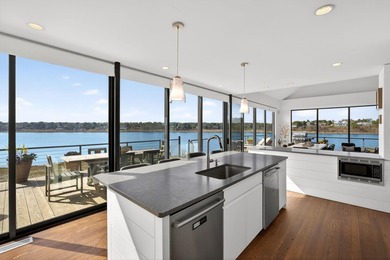 This exceptional coastal retreat was designed to capture - photo 15