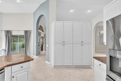 Gorgeous 3BR/2.5BA Mediterranean with panoramic full lake views - photo 15