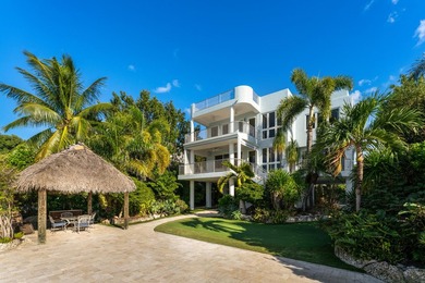 This luxury bayfront home in the Florida Keys offers - photo 1