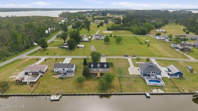 Spacious 4 bedroom waterfront home located on Bay Lake that - photo 21