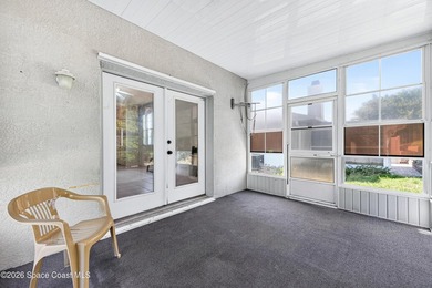 Welcome to this duplex w/soaring ceilings in the gated community - photo 25