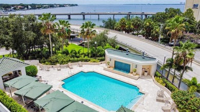 Welcome to your stunning 15th-floor oasis, where luxury meets - photo 29