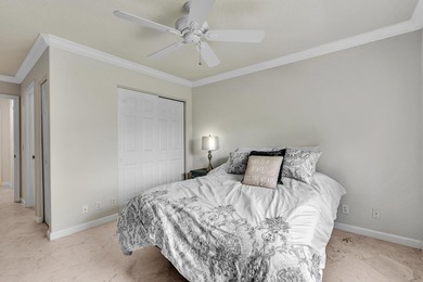 Gorgeous 3BR/2.5BA Mediterranean with panoramic full lake views - photo 29