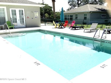Welcome to this duplex w/soaring ceilings in the gated community - photo 30