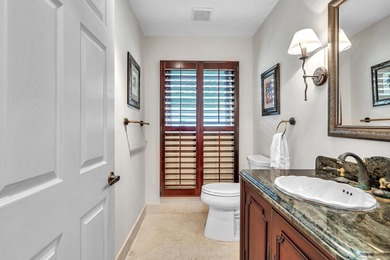 Gorgeous 3BR/2.5BA Mediterranean with panoramic full lake views - photo 34