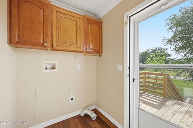 Spacious 4 bedroom waterfront home located on Bay Lake that - photo 35
