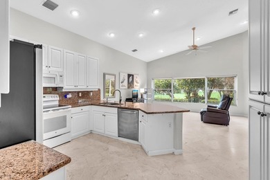 Gorgeous 3BR/2.5BA Mediterranean with panoramic full lake views - photo 40