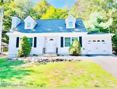 Lake Home For Sale in Tobyhanna, Pennsylvania