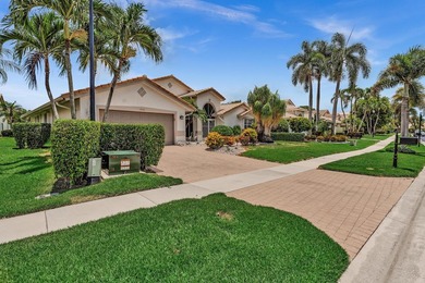 Gorgeous 3BR/2.5BA Mediterranean with panoramic full lake views - photo 42
