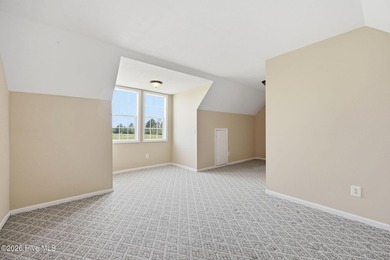 Spacious 4 bedroom waterfront home located on Bay Lake that - photo 46