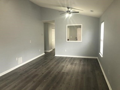 Carolina Forest - 3 bed, 2 baths.1,628 Heated sq ft. Located in - photo 4