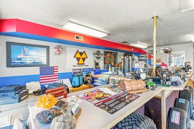 This well-maintained automotive shop offers a rare opportunity - photo 4