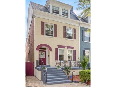 Elizabeth River Townhome/Townhouse For Sale in Norfolk Virginia