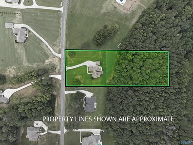 Amazing full brick custom home located in *Savannah Place*, a - photo 11