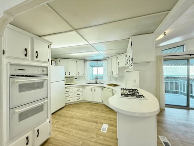 Discover exceptional value and modern comfort in this - photo 13
