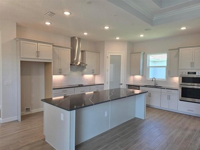 REDUCED! Priced to sell this week! The Courtyard Junior plan in - photo 6