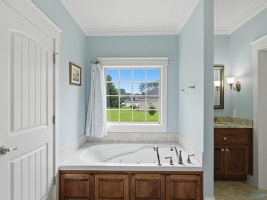 Amazing full brick custom home located in *Savannah Place*, a - photo 28
