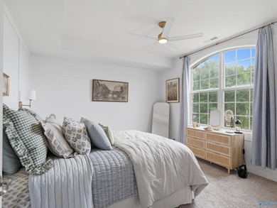 Amazing full brick custom home located in *Savannah Place*, a - photo 29