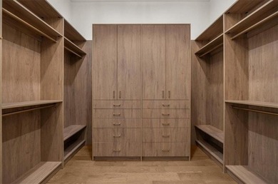 MOVE-IN-READY NEW CONSTRUCTION HOME ON 1.34 ACRES by 74 Luxury - photo 33