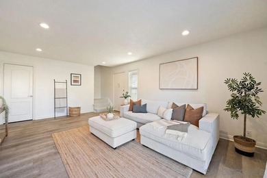 Rare opportunity to own a lovingly maintained 3-bedroom - photo 5