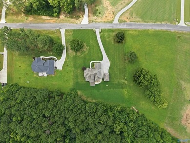 Amazing full brick custom home located in *Savannah Place*, a - photo 44