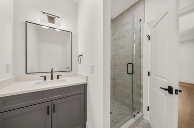 MOVE-IN-READY NEW CONSTRUCTION HOME ON 1.34 ACRES by 74 Luxury - photo 46