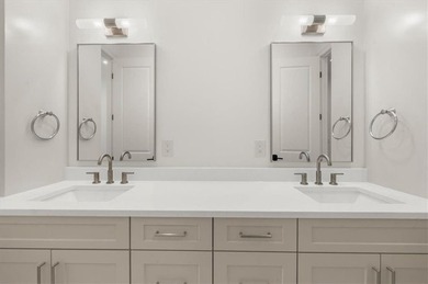 MOVE-IN-READY NEW CONSTRUCTION HOME ON 1.34 ACRES by 74 Luxury - photo 49