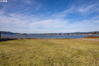 (private lake, pond, coastal) Lot For Sale in Westport Oregon