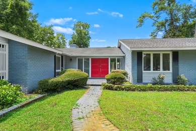 THIS ONE STORY LOVELY HOME IS LOCATED ON 63RD AVENUE NORTH ON - photo 6