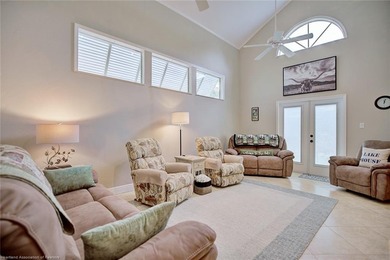 This recently remodeled and beautifully appointed canal front - photo 6