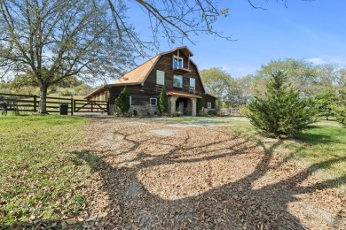 Roaring Fork River Home For Sale in Gainesboro Tennessee