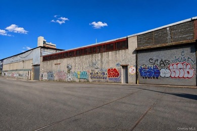 Welcome to 585 Meserole Street Industrial Warehouse in East - photo 3
