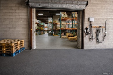 Welcome to 585 Meserole Street Industrial Warehouse in East - photo 4