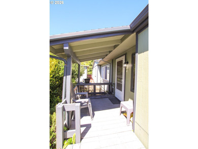 Move-in ready 3-bedroom, 2-bath home offering 1,502 square feet - photo 4