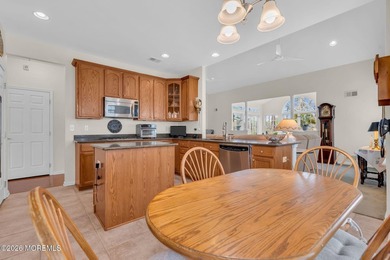 Welcome to this impeccably kept Chesapeake model, positioned - photo 21