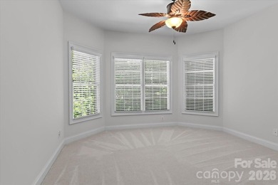 Sellers have now moved out and had the house freshly painted and - photo 22
