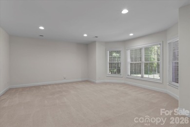 Sellers have now moved out and had the house freshly painted and - photo 32