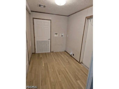 2018 manufactured home situated on a corner lot featuring 2 - photo 4