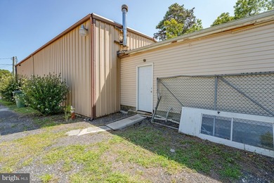 Welcome to a unique opportunity to seamlessly live and run your - photo 50