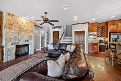 The ultimate lakefront retreat awaits! Lake Views and just Steps - photo 7